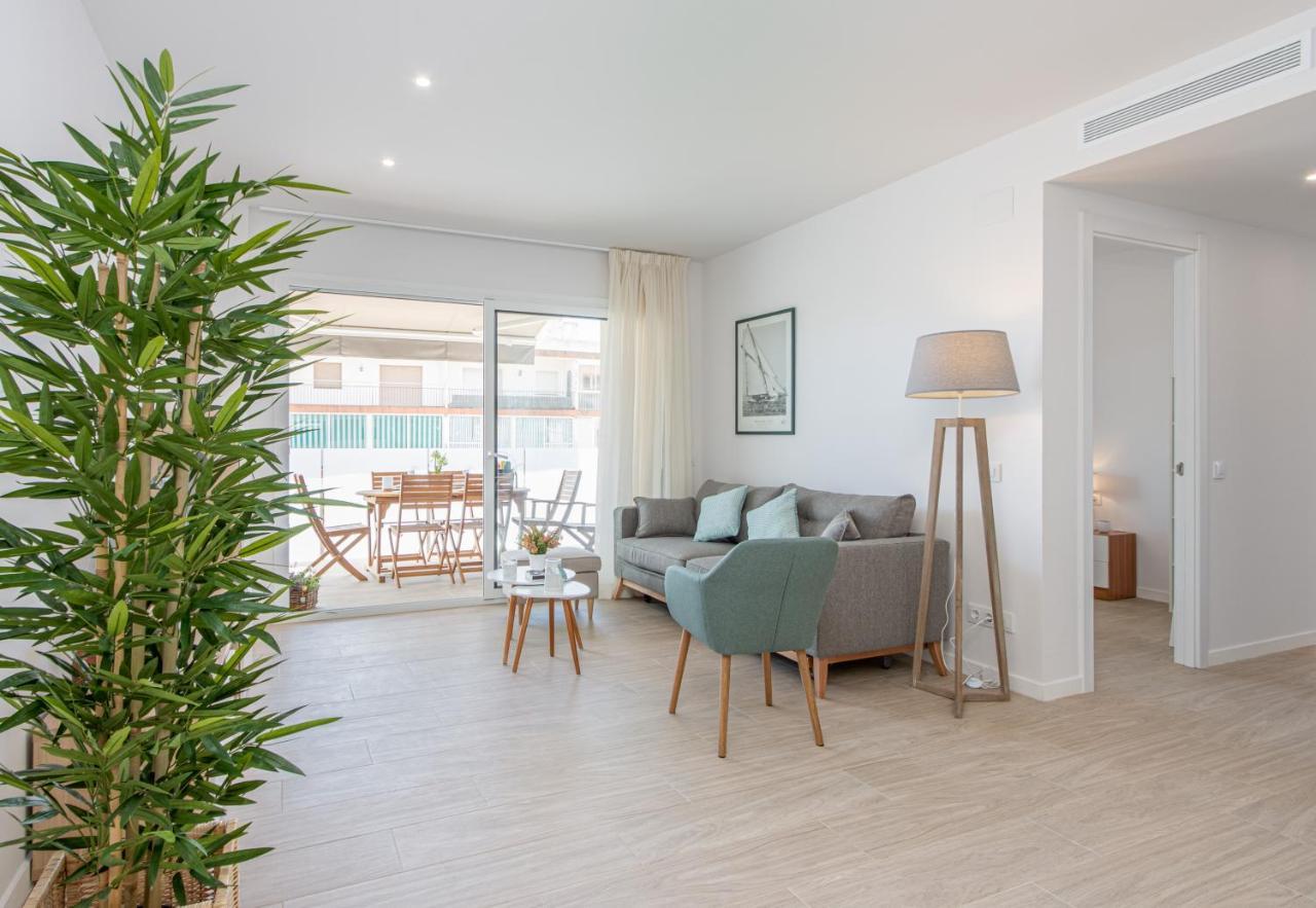 M A R I V E N T Suite With Bathroom And Terrace 50 M2 Roses Exterior foto