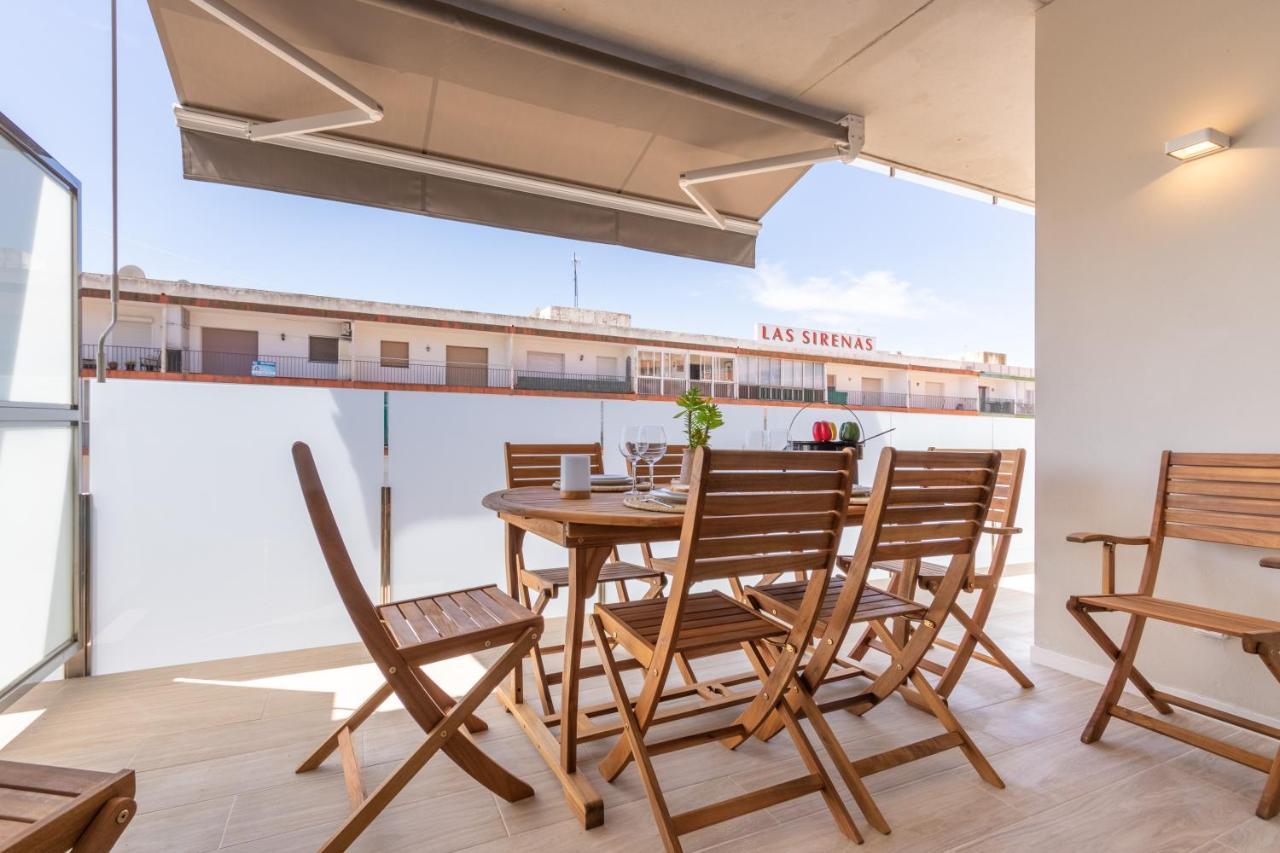M A R I V E N T Suite With Bathroom And Terrace 50 M2 Roses Exterior foto