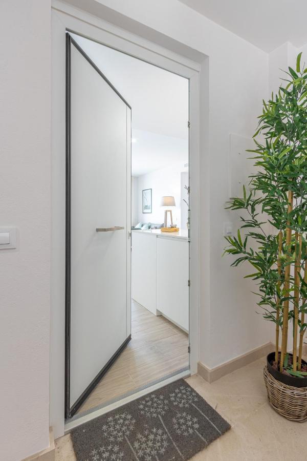 M A R I V E N T Suite With Bathroom And Terrace 50 M2 Roses Exterior foto