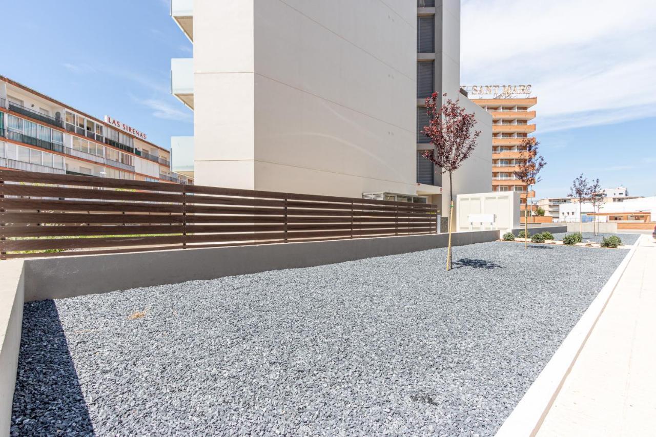 M A R I V E N T Suite With Bathroom And Terrace 50 M2 Roses Exterior foto
